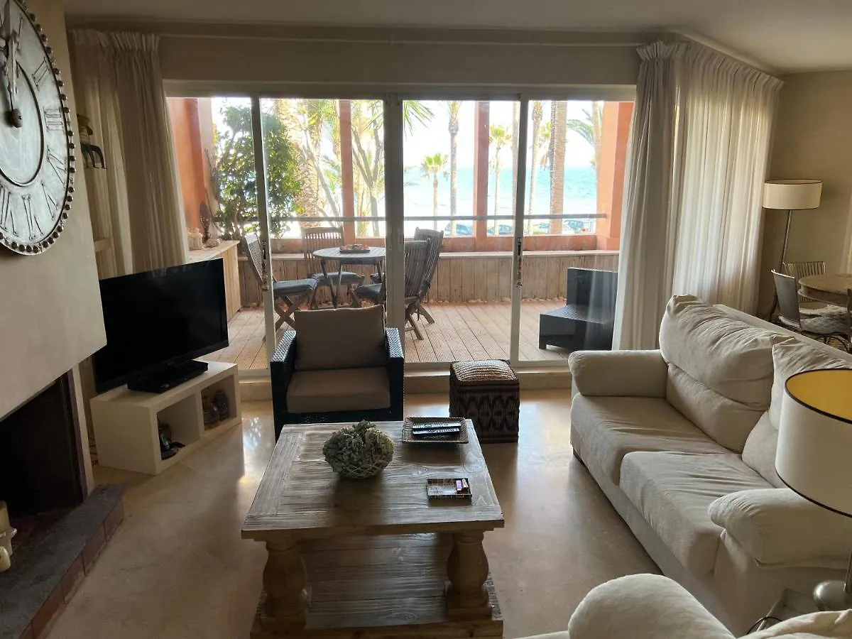 Apartamento Puerto De Sotogrande Con Vistas Al Mar Apartment